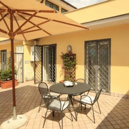 Apartment Crosti *